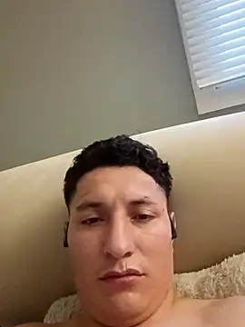 Snapshot of Zetaloco26 chatting on 10-19-25, 01:12 Zetaloco26 online show from 10-19-25, 01:12