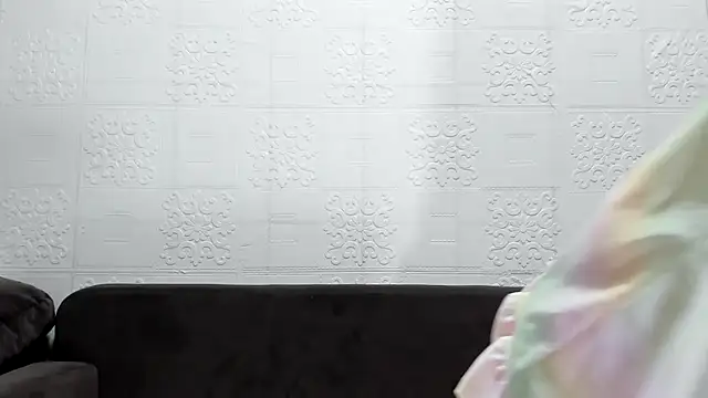 Snapshot of Emily__Kissable chatting on 03-07-26, 10:51 Emily Kissable online show from 03-07-26, 10:51