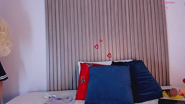 Blue Sixx online show from 12-05-25, 08:38