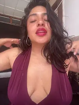 EmilyNoir1 online show from 06-27-26, 05:51