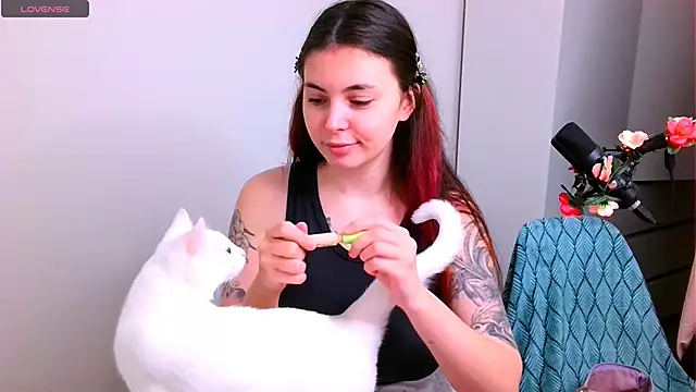 peachyness online show from 12-04-25, 06:16