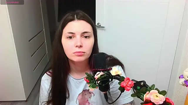 Snapshot of peachyness chatting on 04-16-26, 09:39 peachyness online show from 04-16-26, 09:39