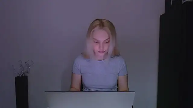 Lia noo regrets online show from 04-03-26, 07:12