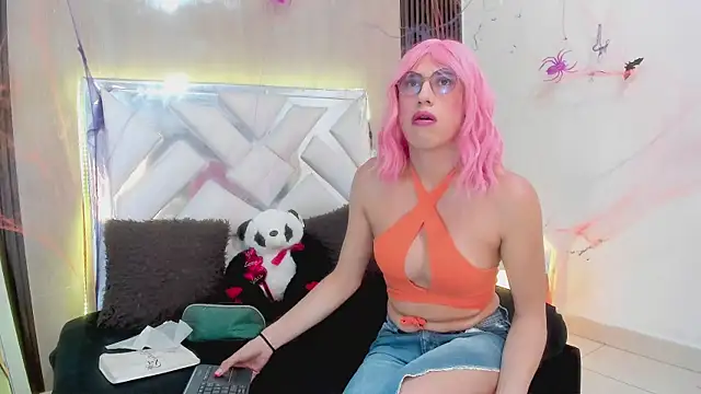 karen matwell online show from 10-30-25, 02:29