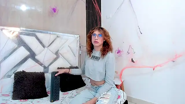 karen matwell online show from 11-06-25, 02:40