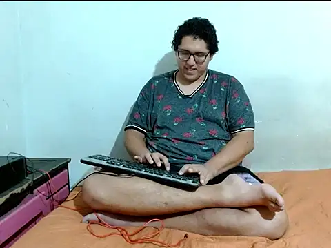 MeisanPaul online show from 10-28-25, 02:37