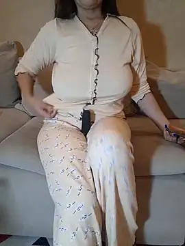 Rubi 9ahbouna online show from 10-15-25, 11:49