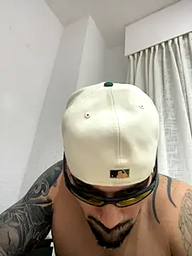 penebunny online show from 12-15-25, 04:39