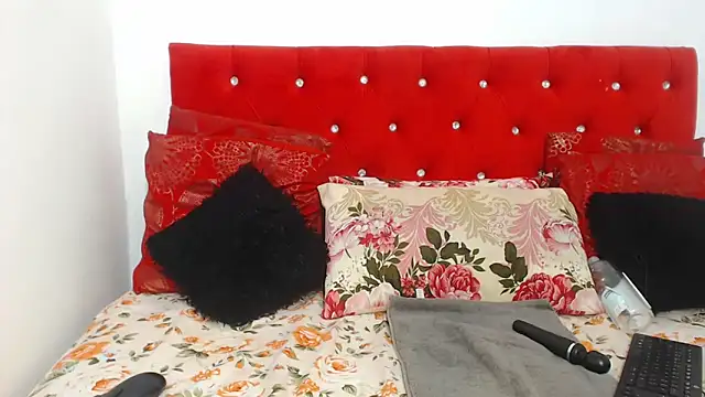 GoldSnowXxX online show from 01-31-26, 09:02