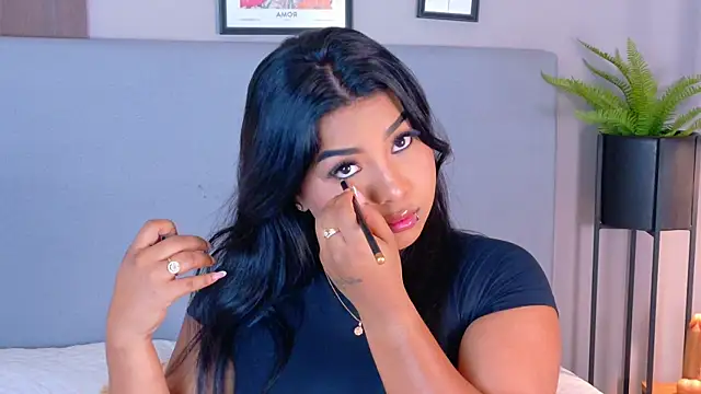 LanaRozz online show from 06-19-26, 07:06