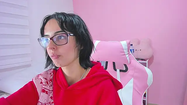 Snapshot of alexaa_fox chatting on 09-09-25, 05:07 alexaa fox online show from 09-09-25, 05:07