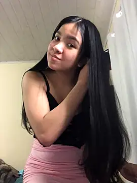 Snapshot of ashleyy20 chatting on 11-18-25, 07:18 ashleyy20 online show from 11-18-25, 07:18