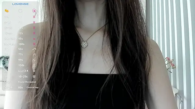 kaori mi online show from 12-22-25, 11:07