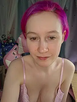 Snapshot of Fuzzy_Unicorn chatting on 03-20-26, 07:52 Fuzzy Unicorn online show from 03-20-26, 07:52