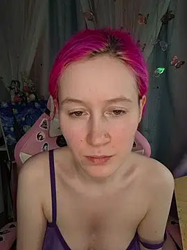 Fuzzy Unicorn online show from 04-29-26, 07:42