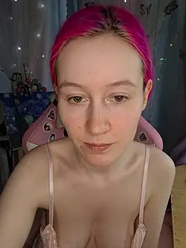Fuzzy Unicorn online show from 05-01-26, 11:37