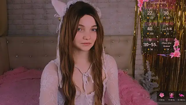 AnimeAlica18 online show from 01-15-26, 03:00