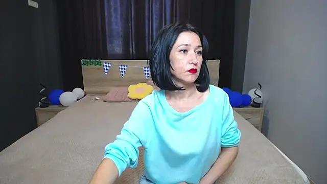 Snapshot of CameronEnns chatting on 09-25-25, 11:58 CameronEnns online show from 09-25-25, 11:58