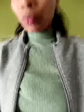 Snapshot of Flacidas chatting on 10-12-25, 10:36 Flacidas online show from 10-12-25, 10:36