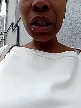 Snapshot of Flacidas chatting on 11-01-25, 09:00 Flacidas online show from 11-01-25, 09:00