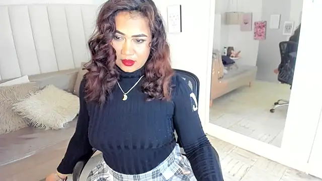 veronica b07 online show from 05-15-26, 02:57