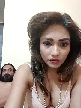 Snapshot of zoyarathore chatting on 12-18-25, 04:35 zoyarathore online show from 12-18-25, 04:35