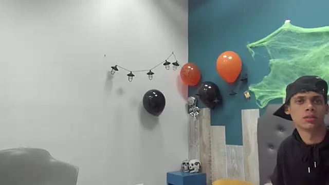 Ian1  online show from 10-23-25, 11:09