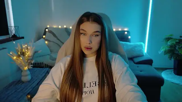 Emma candyyy online show from 02-04-26, 10:10