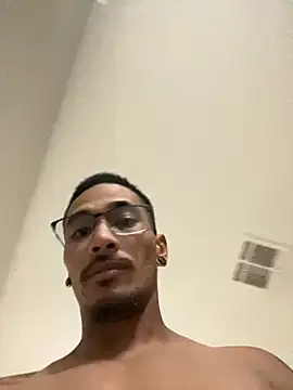 tanjir020 online show from 09-17-25, 04:36