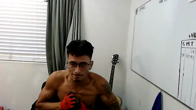 tanjir020 online show from 03-25-26, 01:44