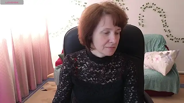 Lia Tito online show from 05-06-26, 06:52