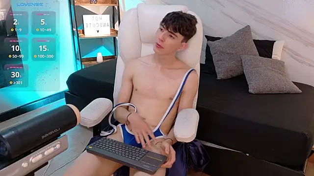 Snapshot of mathias_saenz chatting on 02-03-26, 07:41 mathias saenz online show from 02-03-26, 07:41