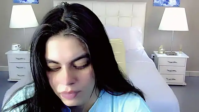 Snapshot of maddissonivanova chatting on 09-20-25, 07:15 maddissonivanova online show from 09-20-25, 07:15