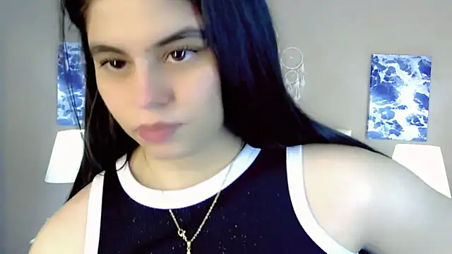 Snapshot of maddissonivanova chatting on 09-24-25, 07:06 maddissonivanova online show from 09-24-25, 07:06