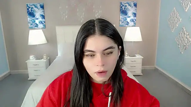 Snapshot of maddissonivanova chatting on 10-15-25, 07:14 maddissonivanova online show from 10-15-25, 07:14