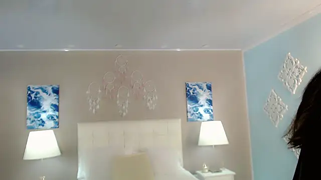 Snapshot of maddissonivanova chatting on 10-22-25, 07:13 maddissonivanova online show from 10-22-25, 07:13