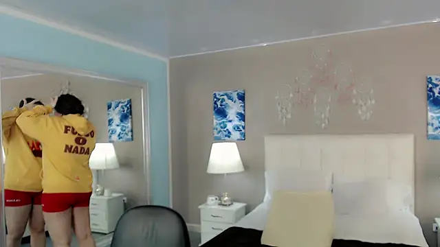 Snapshot of maddissonivanova chatting on 10-24-25, 02:30 maddissonivanova online show from 10-24-25, 02:30