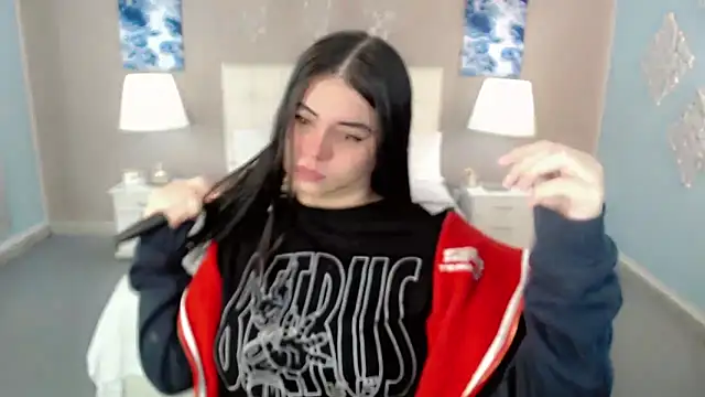 Snapshot of maddissonivanova chatting on 11-03-25, 07:15 maddissonivanova online show from 11-03-25, 07:15