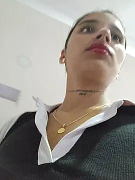 Lorena Mcfly online show from 06-26-26, 11:36