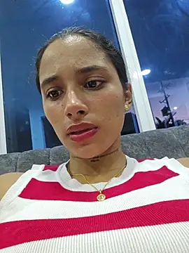 Lorena Mcfly online show from 06-27-26, 10:31