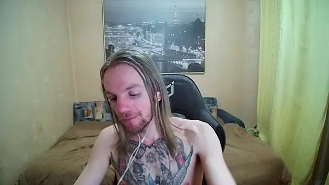 AdamDickens online show from 05-06-26, 12:19