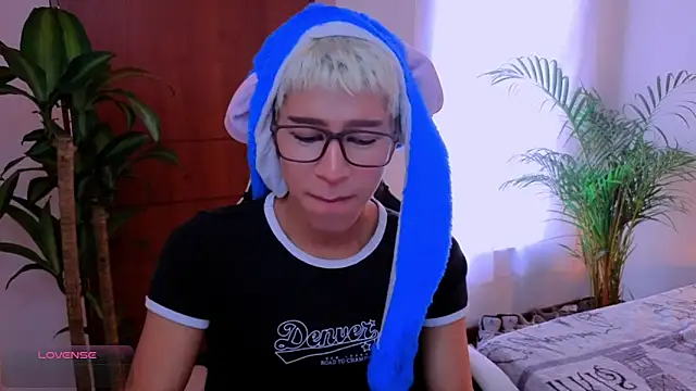 taichi bluy online show from 09-26-25, 07:07