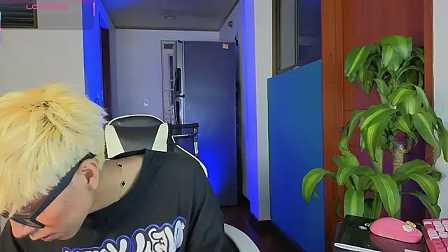 taichi bluy online show from 02-12-26, 11:16