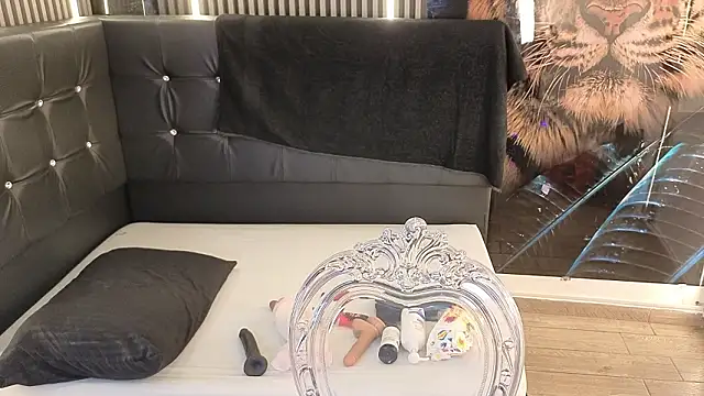 Witch Scarlet online show from 03-07-26, 01:24