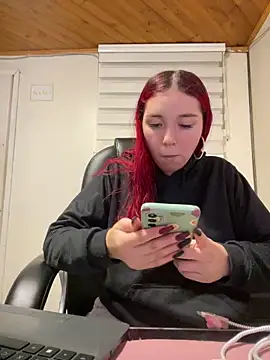 Karen18 boobs online show from 10-18-25, 01:41