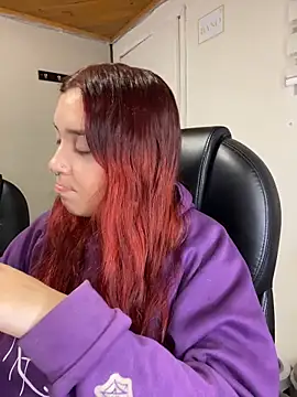 Karen18 boobs online show from 02-28-26, 03:18