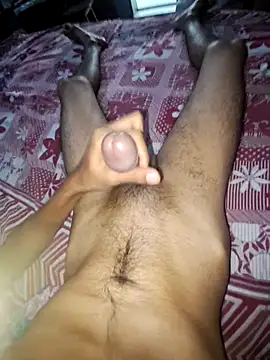 Snapshot of loveblzz chatting on 10-12-25, 06:23 loveblzz online show from 10-12-25, 06:23