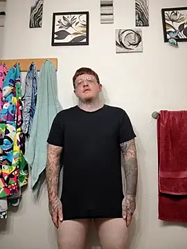 Snapshot of Bwcgoonie chatting on 09-13-25, 05:29 Bwcgoonie online show from 09-13-25, 05:29