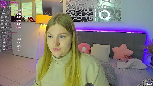 AshleyJoness online show from 11-13-25, 06:12