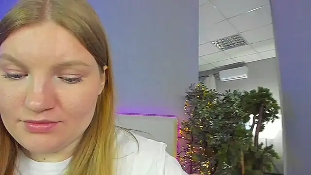 AshleyJoness online show from 05-12-26, 05:15